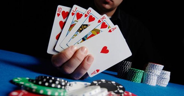 Những bộ bài đặc biệt và cách sắp xếp bài trong tựa game nhà cái
